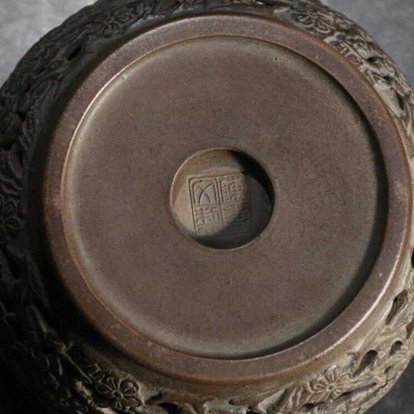 Collectible Zisha Clay TeaPot Hollow Carved out in Plum H14*14.5*23.3cm - Picture 6 of 7